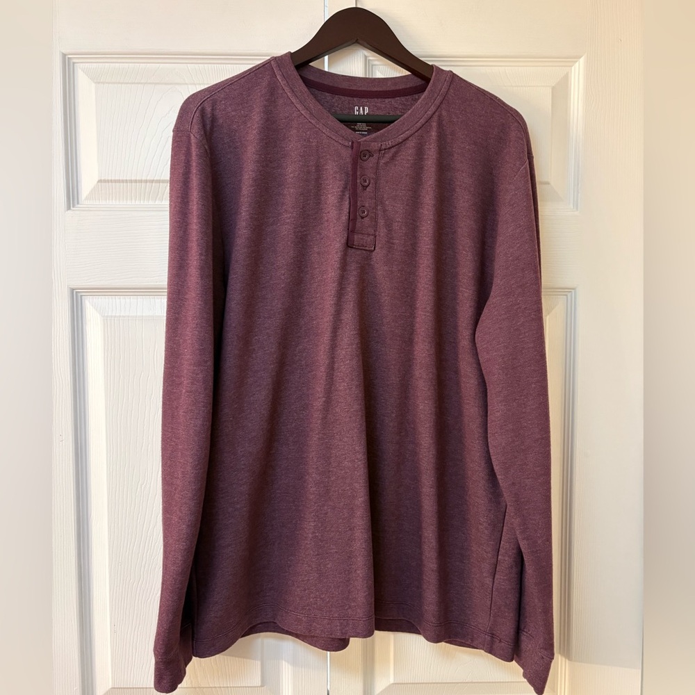 GAP Men's Long Sleeve Henley Size XL
